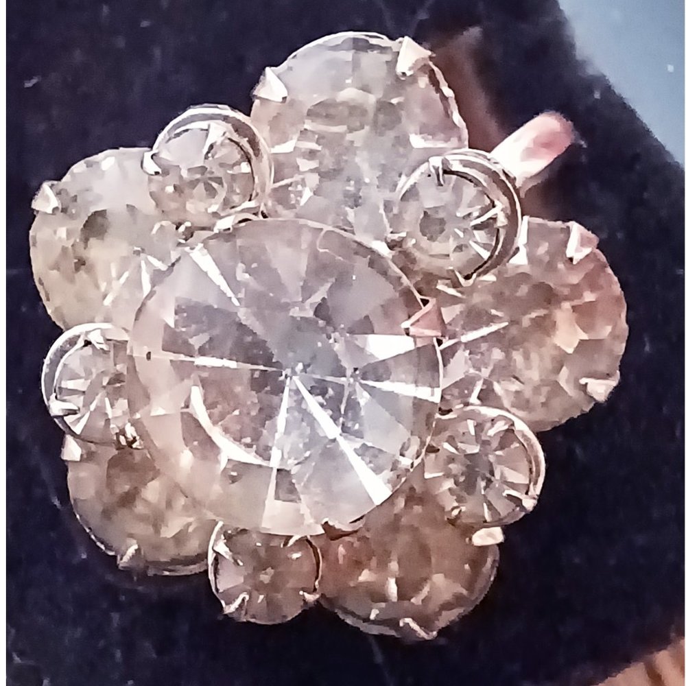 Unworn VNTG Rhinestone Choker & Florette Screw Back Earrings